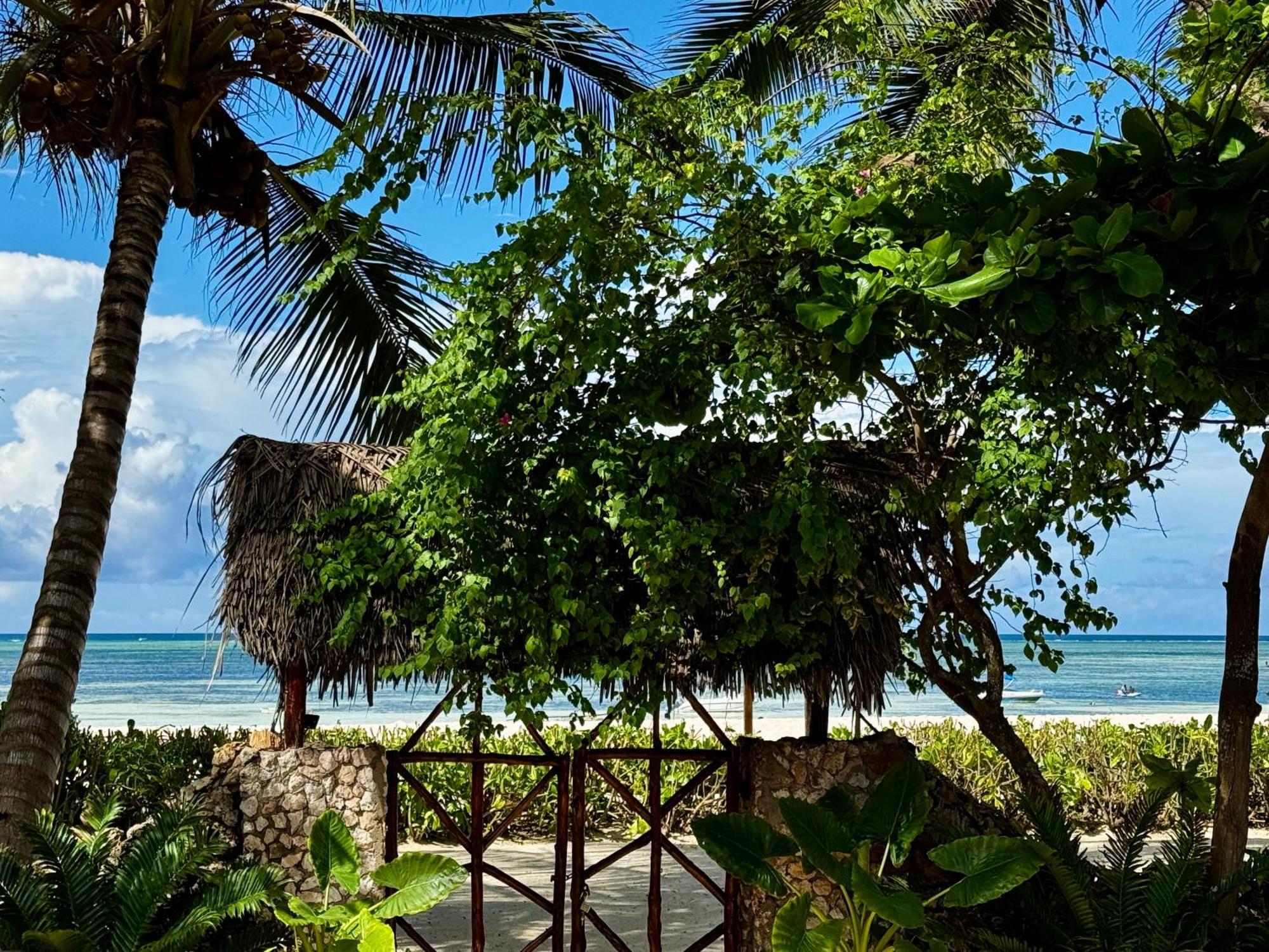 Villa Kipara - Private Beach & Pool Pwani Mchangani Luaran gambar
